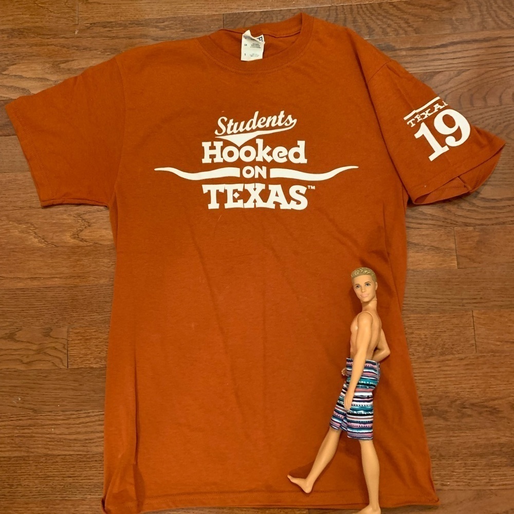 UNIVERSITY OF TEXAS SHIRT STUDENT SOUVENIR ORANGE 2019 SMALL FALL SUMMER…